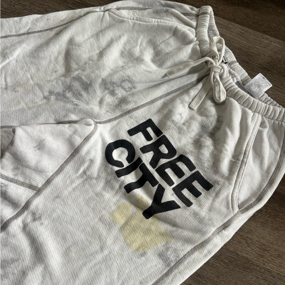 FREECITY Sweatpants - Picture 11 of 14